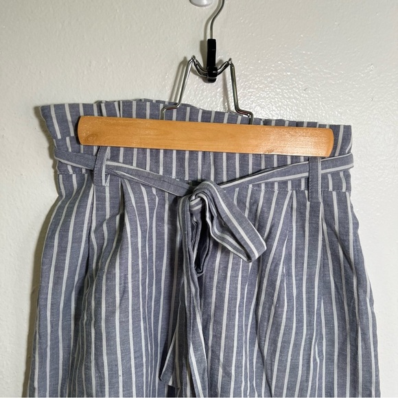High Paper Bag Waist Shorts Light Blue White Stripes - Picture 2 of 9